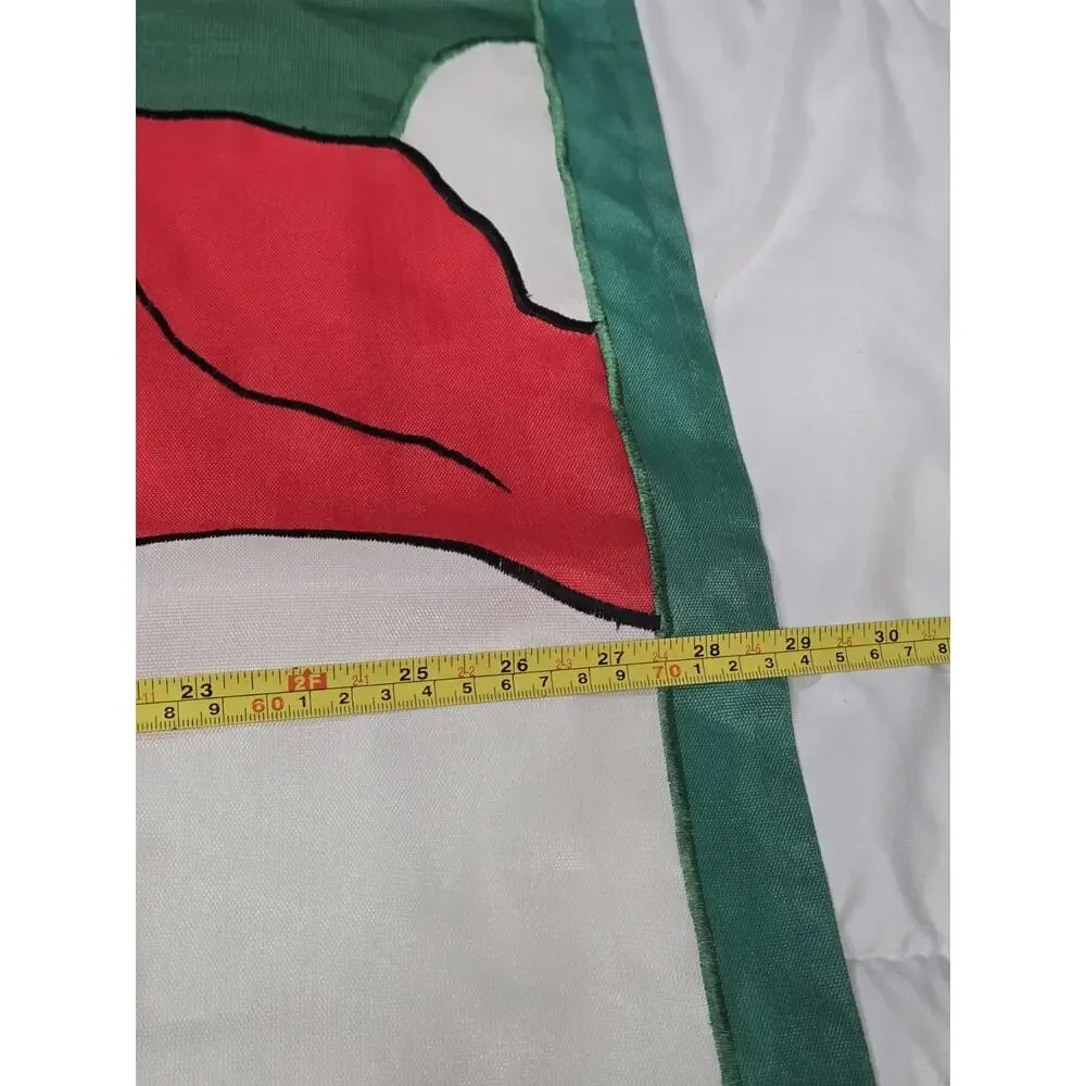 Poinsettia Embroidered Christmas Garden 40×28 Flag Holiday Decor Festive Vtg